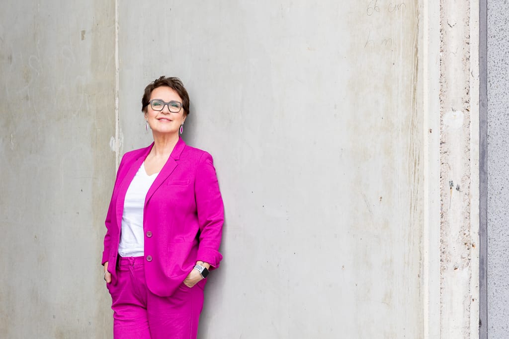 Porträtfotografie von Tatjana im Rheinauhafen