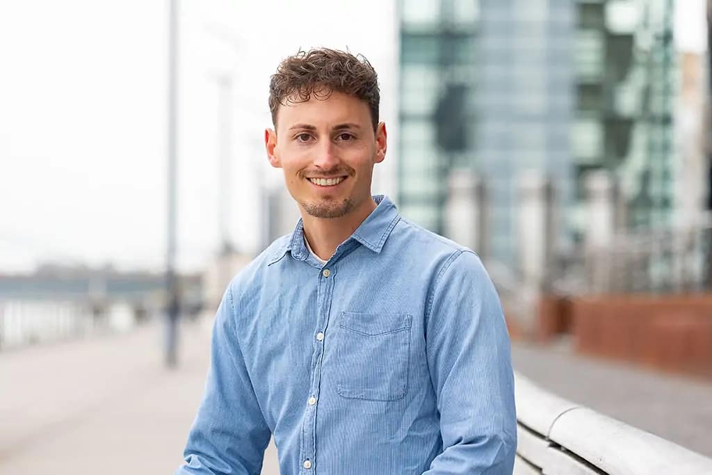 Mitarbeiter Fotos outside