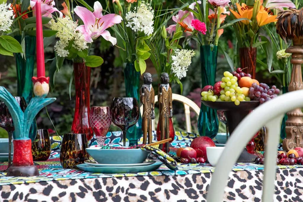 Interior Design - EIn gedeckter Tisch