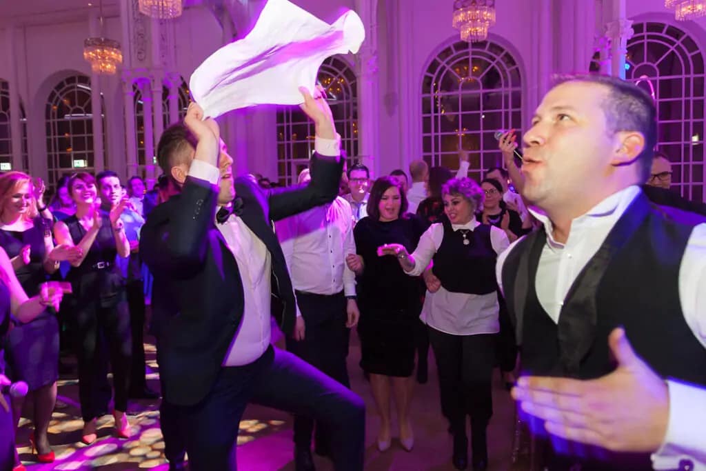 Uniworld in der Flora - Partystimmung